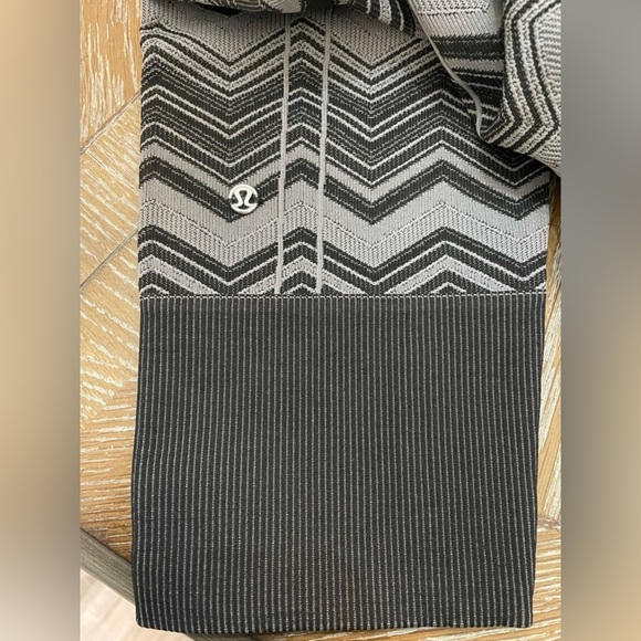 Lululemon Ebb To Street Pant Heathered Slate Size 6 - Picture 10 of 13